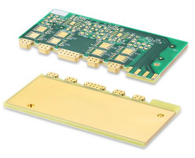高电流和极冷嵌入式铜 PCB/厚铜 PCB