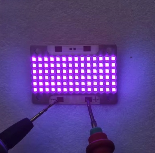 用于打印机固化的 UV LED 模块